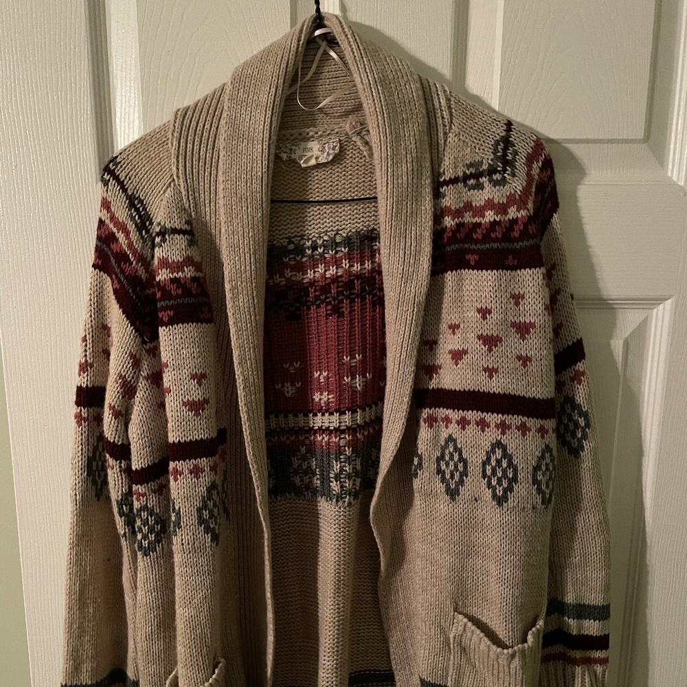 Cardigan sweater